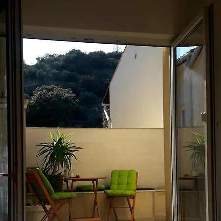 F2 Type Loft Avec Terrasse Lägenhet *